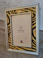 Vtg Fetco Global Crossroads 4x6 Photo Frame Desktop Zebra Stripe