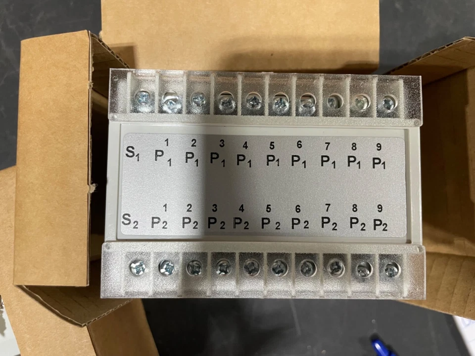 IEC 61869-2 9x5/5A 10VA CL1 NEW/OB - Image 3 of 3