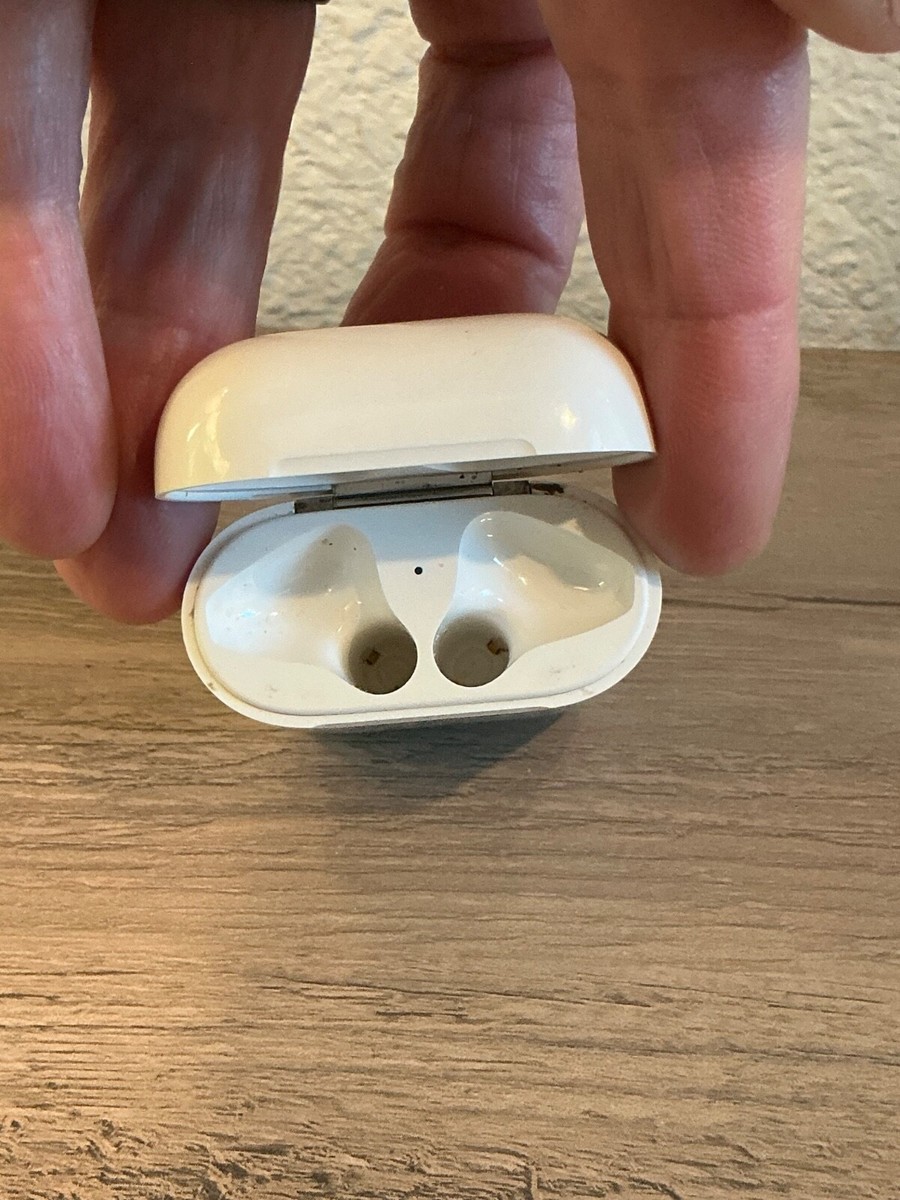 Airpods A2032 2nd Generation Bluetooth | eBay