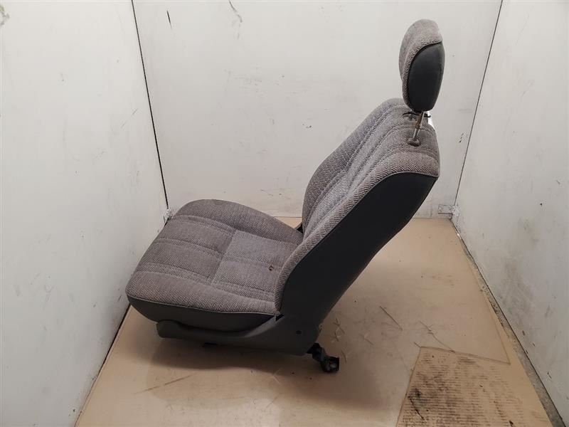 Toyota 4 Runner SR5, Front Right Seat, 92-95, Gray, Cloth, 71071