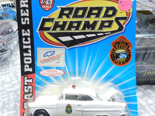 1955 Chevy 2dr Bel Air Alaska Police scala 1/43 Road Champs - Foto 3 di 4