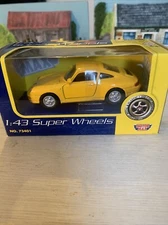 Super Wheels Motor Max 73401 Yellow Porsche Boxster 1:43 Die Cast Model