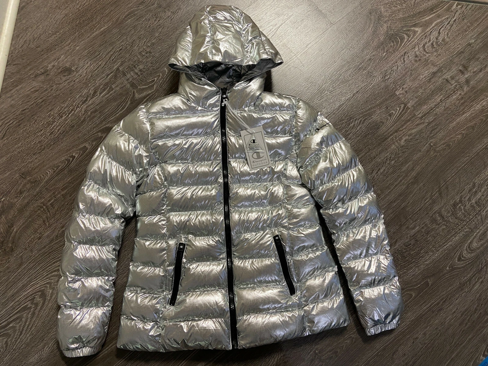 Champion Womens Tech Fill Puffer Jacket Metallic Silver Size Large $160 NEW