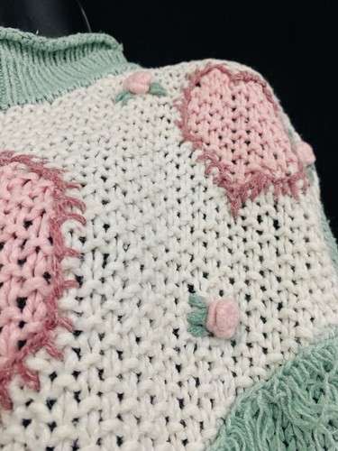 Vintage 1980s heart sweater, pink green white novelty print oversized fringe - Picture 5 of 6