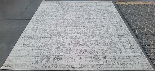SILVER / IVORY 8'-0" x 10'-0" Back Stain Rug, Reduced Price 1172771782 MAD603G-8