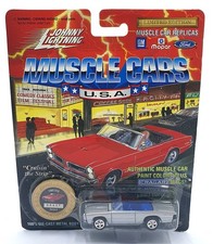 Johnny Lightning 1/64 Scale 200-160 - Muscle Cars 1965 Pontiac GTO - Silver