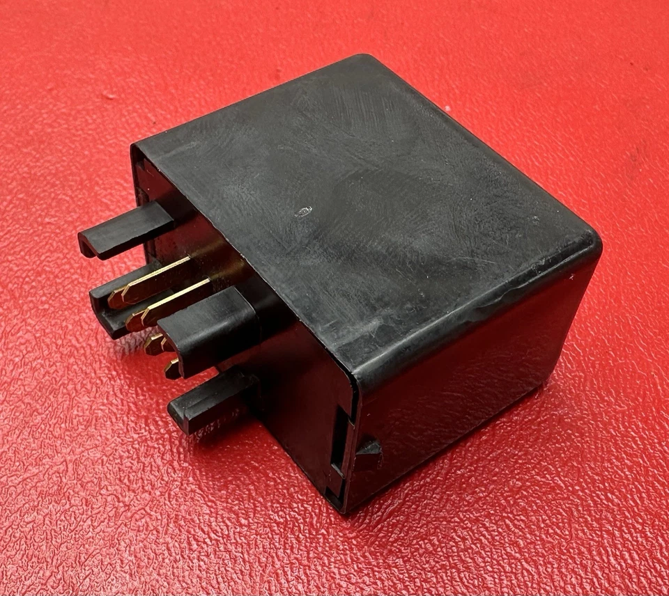 SUZUKI GSXR 600 750 2008 2009 OEM INTERMITENTE INTERMITENTE RELÉ INTERMITENTE 38610-03F00 Foto 4 de 4