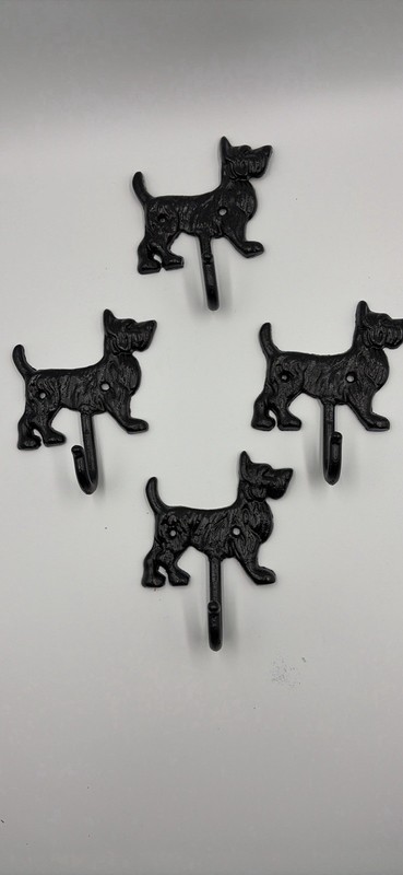 Set of 4 Black Metal Scottie Dog Wall Mounted Coat Hooks, Matte Rustic/Primitive