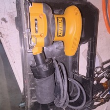 DEWALT D26441 Palm Sander Corded Electric 120V w/ Dust Bag & Case