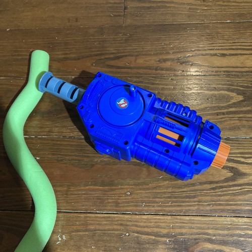 Kenner Ghostbusters Nutrona Blaster 1989 de colección con haz de espuma verde - Imagen 2 de 8