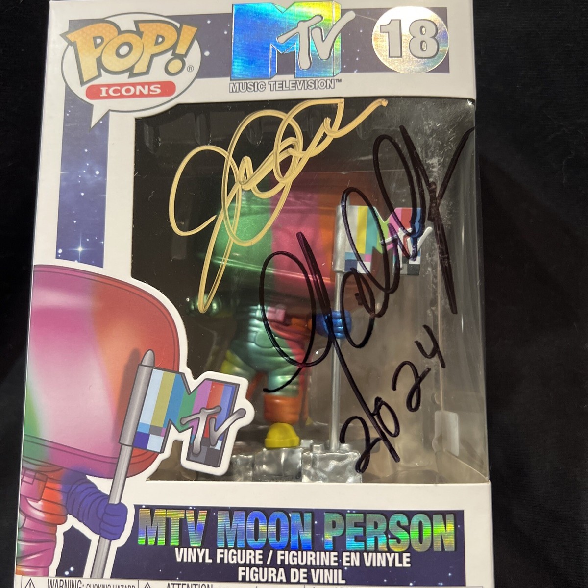 Maluma & Carin Leon Signed Autographed Funko Pop MTV MOON Global