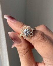 4-Prong Twisted Flower 2 CT Round cut Moissanite Engagement Ring