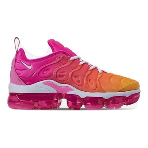 womens vapormax plus pink