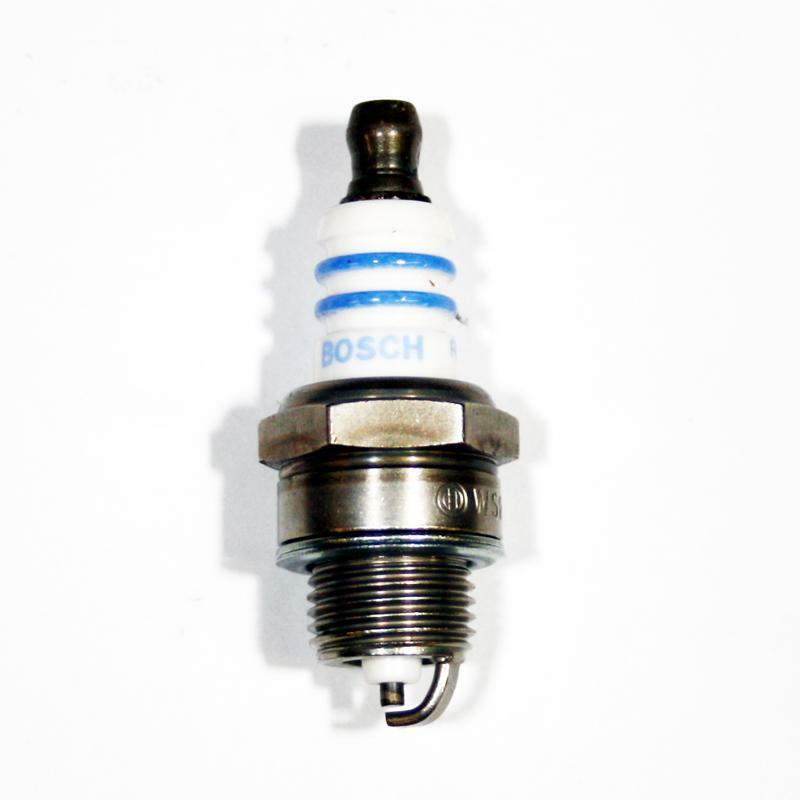 Bosch WSR6F Spark Plug 130-124 For 965603021 Stihl Chainsaw 1110
