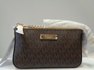 michael kors pochette