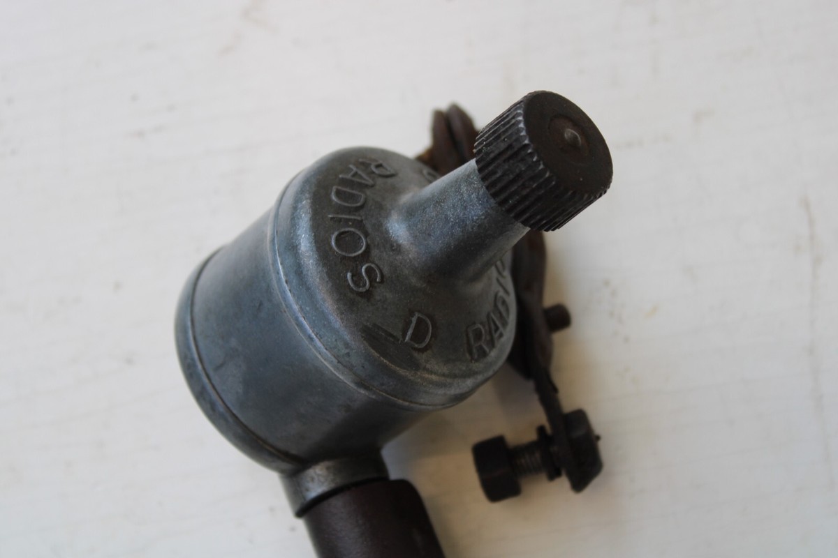 Feu De Vélo RADIOS 1935-45 Vintage - Pour Pièces Ou Collection (sans Peugeot, Herse, Goéland...)