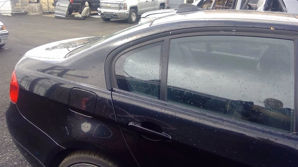 Pinza de conductor delantera sedán Canada Market Thru 2/07 para BMW 323i 1095581 06-07 Foto 4 de 4