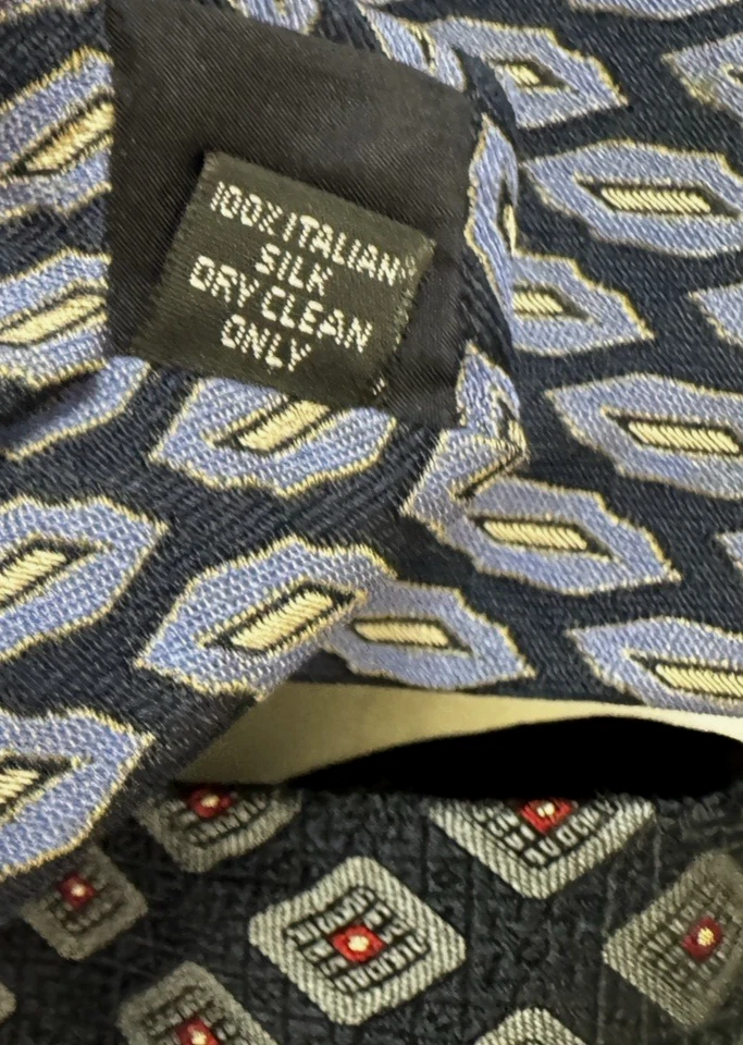 Coach Para Hombres Conjunto Lote de 2 Corbatas Azul Negro Geo Estampado Preppy Silencioso Lujo Dinero Antiguo Foto 3 de 4