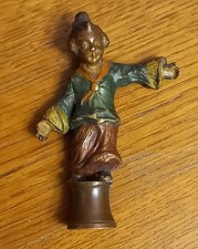 PETIT  BRONZE POLYCHROME DE VIENNE JEUNE FILLE AU CHIGNON ÉQUILIBRISTE CIRQUE