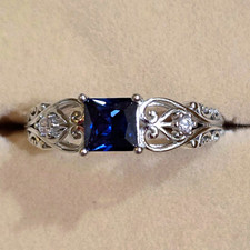 Vintage Fusion Size 8 Blue CZ White Frost CZ Silver Ring VF-064