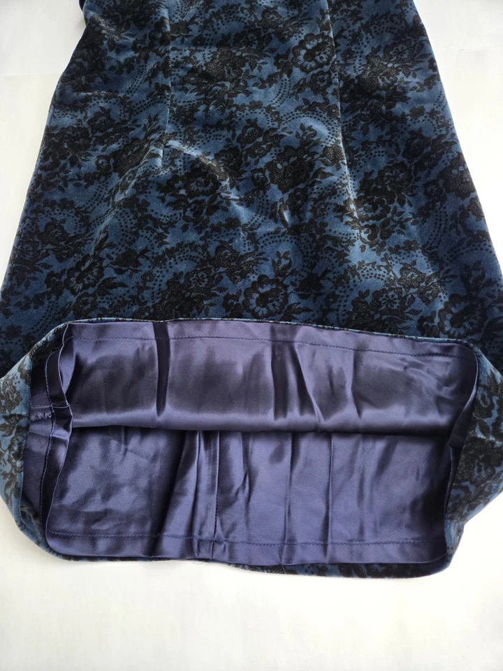 Vestido de terciopelo azul oscuro con correa de espagueti HELENA para niña talla 12 Foto 4 de 4