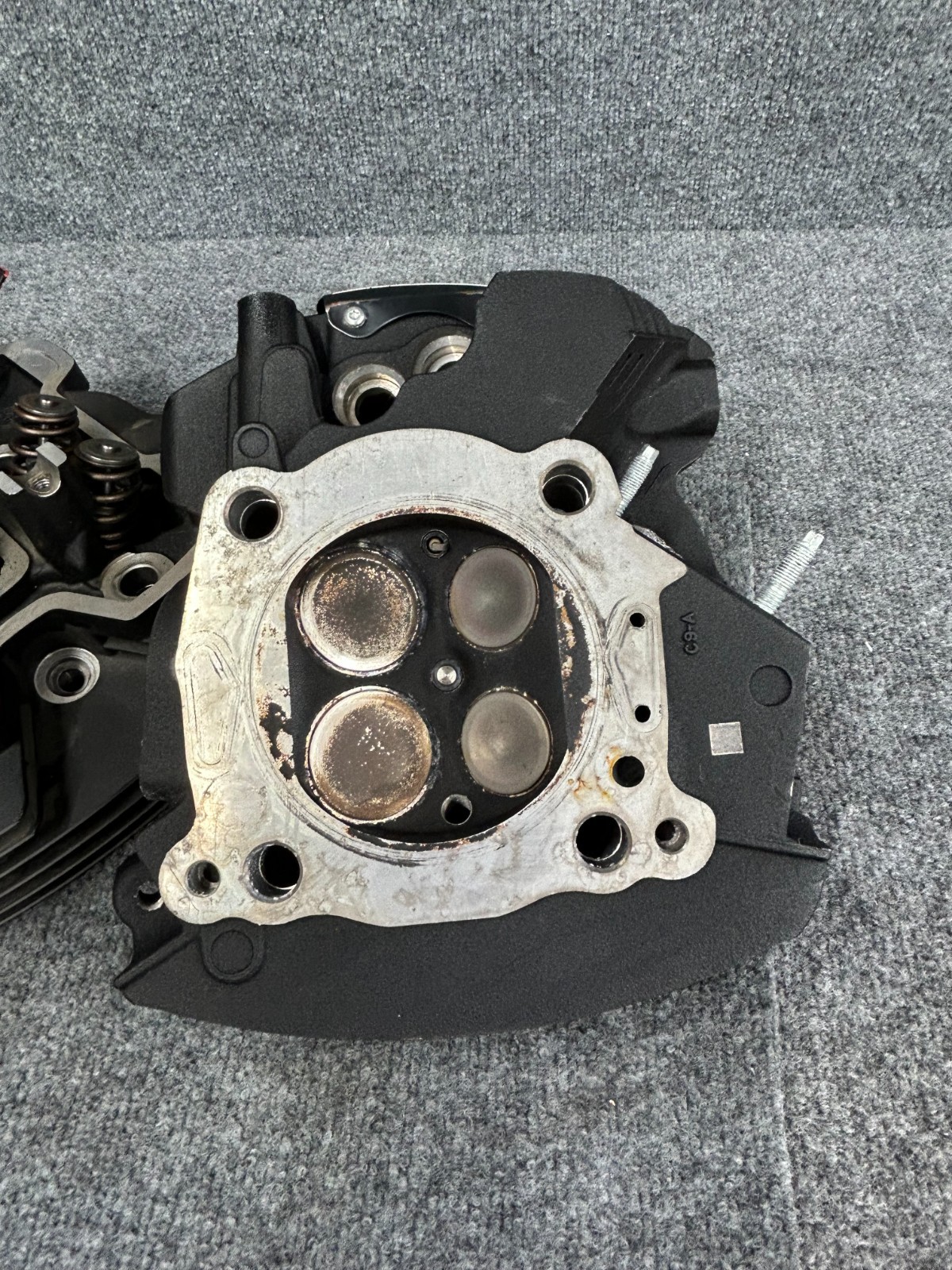 OEM HARLEY-DAVIDSON Screamin Eagle CNC PORTED M8 Cylinder Heads 16500483/487