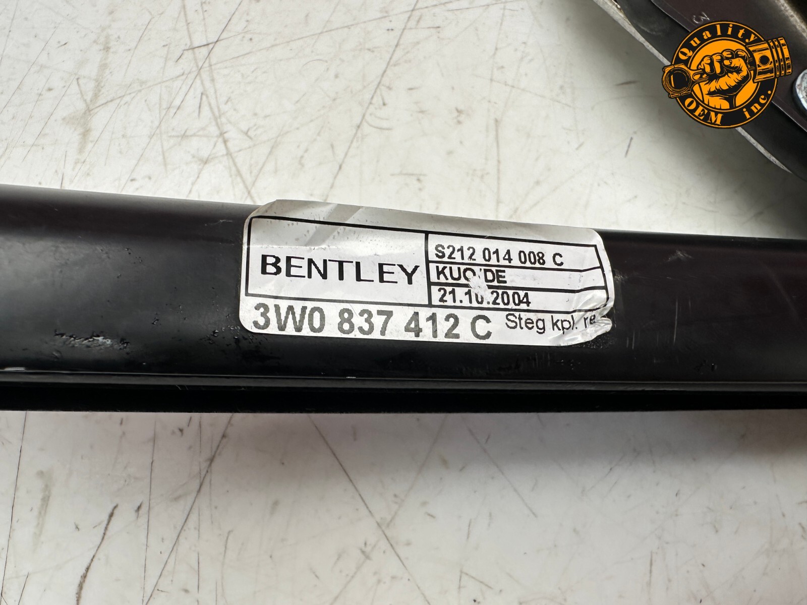 2003-2010 BENTLEY CONTINENTAL GT FRONT RIGHT DOOR CORNER LAMINATED GLASS OEM 49k