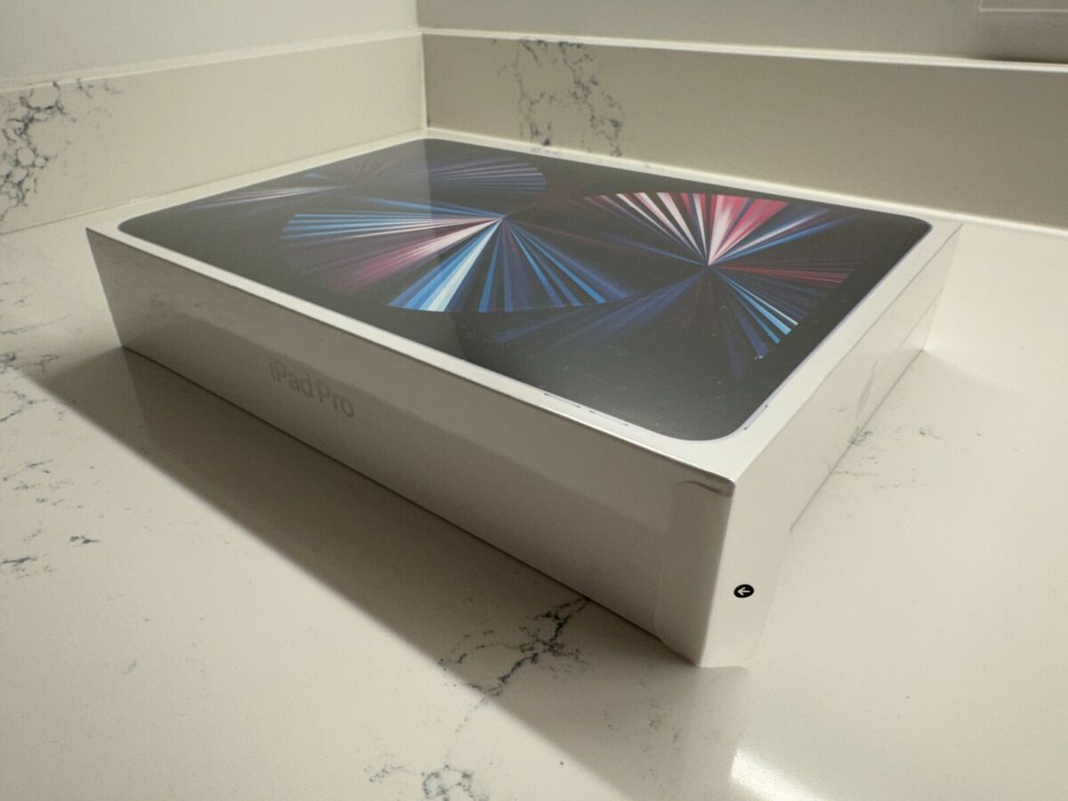 Apple iPad Pro (3rd Generation) A2377 128 GB, Wi-Fi, 11 in Apple iPad Pro (3rd Generation) A2377 128 GB, Wi-Fi, 11 in