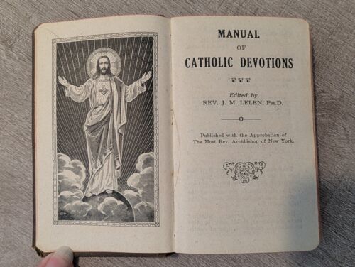 1942 POCKET PRAYER BOOK Manual of Catholic Devotions Father Lelen 4.5"x2.75"x.5" - Picture 3 of 12