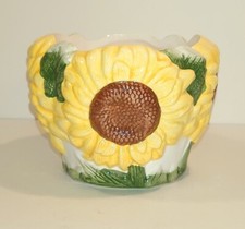 Ceramic Sunflowers Design Planter Bowl 5.5" Diameter x 4.5" Tall EUC