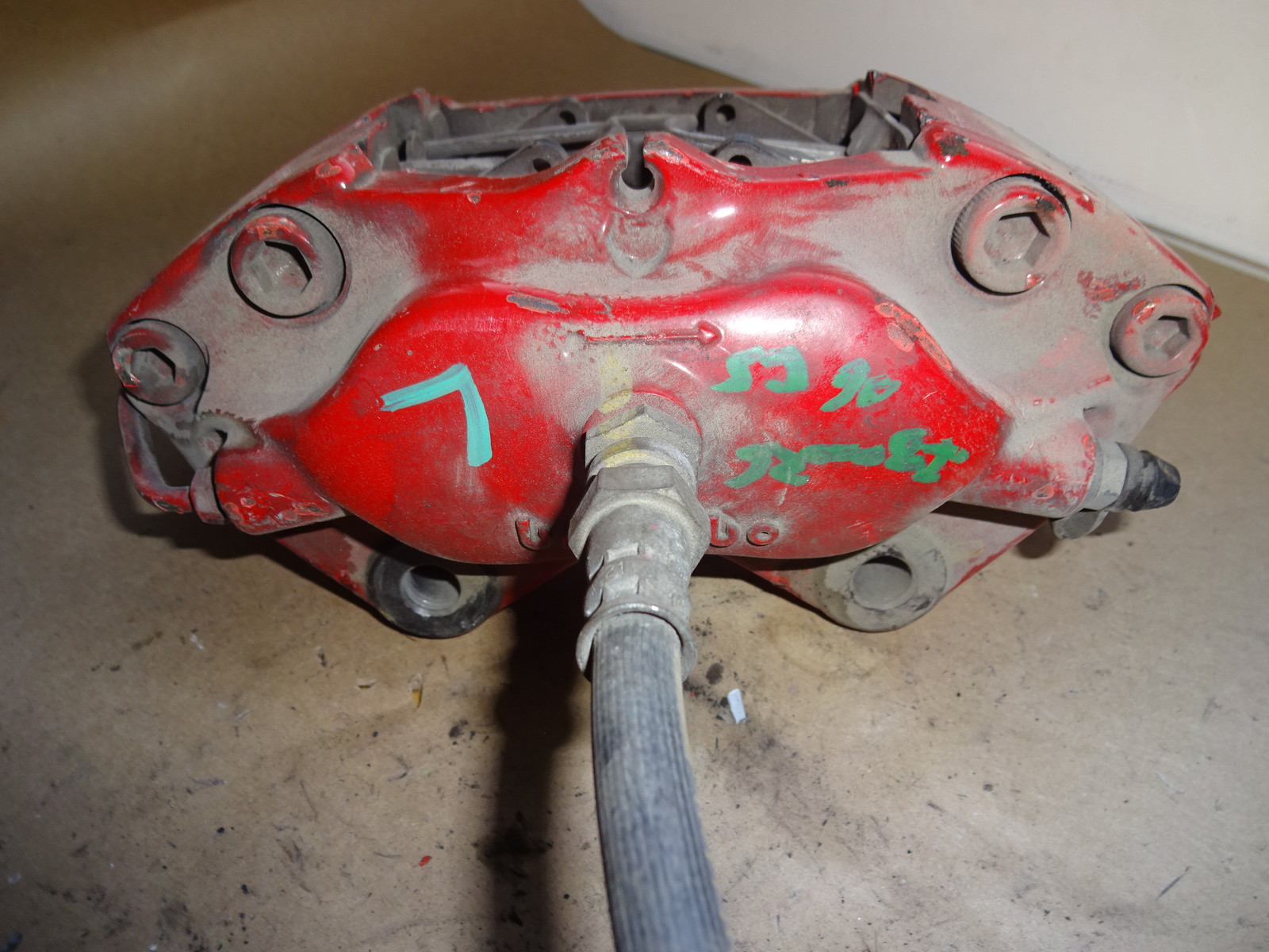 Maserati 4200 Coupe Spyder OEM RH Right Rear Brake Caliper # 387201122