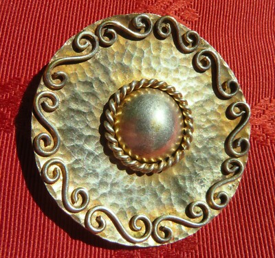 Broche Ancienne Filigranée Art Déco - Strass Violet Sur Métal Doré - Bijou Vintage