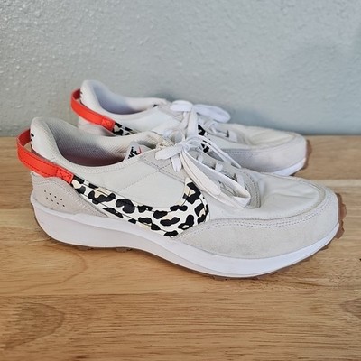 Nike Waffle Debut Sneakers Womens 8.5 White Sail Team Orange Rattan Leopard