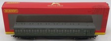 Hornby R4718 OO SR 58' Maunsell Rebuilt Six Compartment Brake Third Coach #2639
