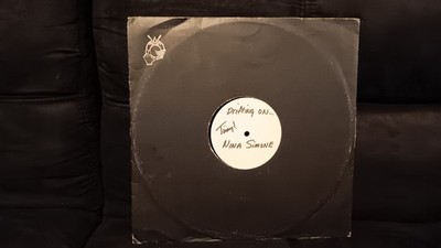 Nina Simone vs ??? - Driftin On (Feeling Good) HOUSE WHITE LABEL REMIX 12'' RARE!