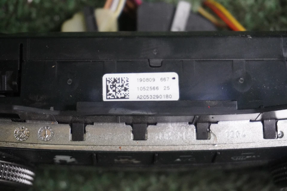 Mercedes Benz Clase GLK 2008 2009 20102 011 control de aire acondicionado OEM 2048305990 Foto 3 de 4