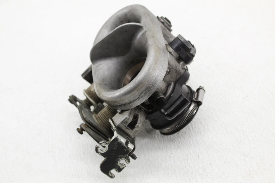 Cuerpo de acelerador Victory Cross Country 11-17 Foto 2 de 4