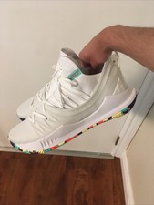 steph curry confetti shoes