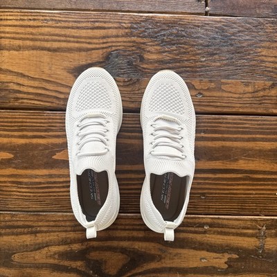 Skechers Pull-on, 10M Women's, Off-White w/faux Laces, Washable