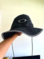 Oakley boobie field hat