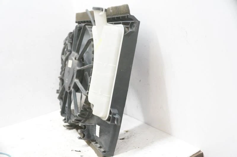 Conjunto de motor ventilador de refrigeración radiador Kia Soul 2014-2019 25380B2000 OEM Foto 4 de 4