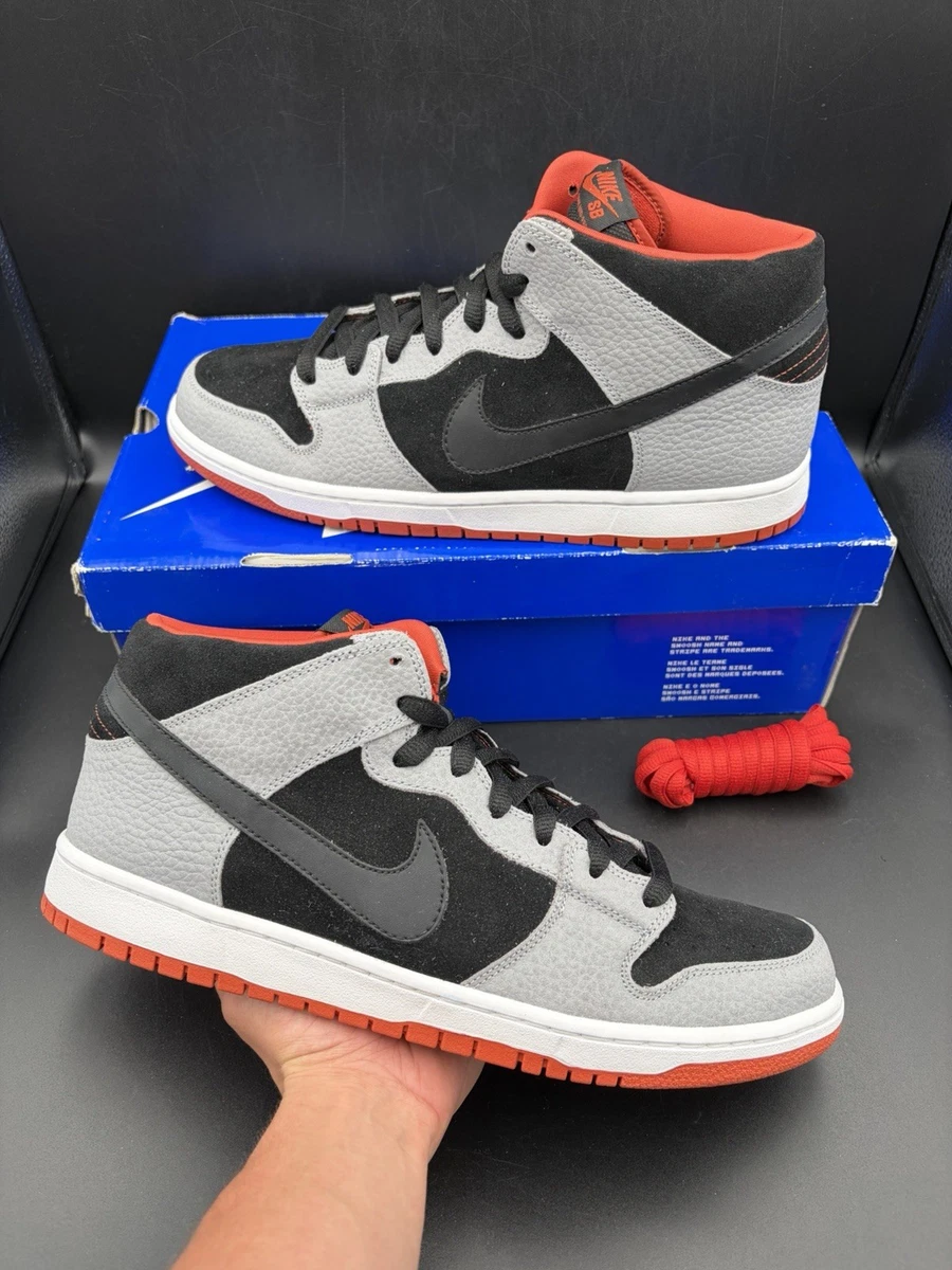 Nike Dunk Pro SB Mid Un-Supreme for Sale | Authenticity Guaranteed