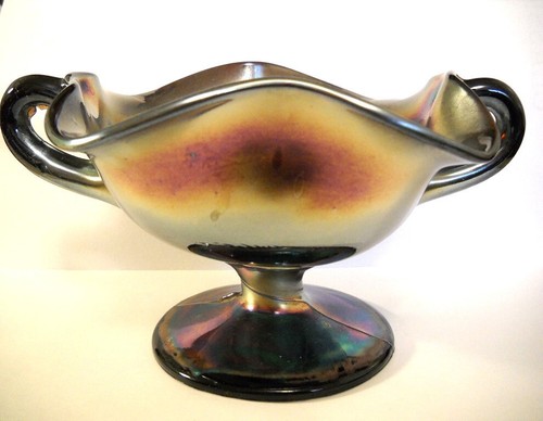 Antique Dugan Carnival Glass Iridescent Amethyst Octopus Footed Bowl w/Handles - Picture 2 of 4