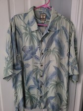 TOMMY BAHAMA MEN'S, XL.. BUTTON DOWN CAMP SHIRT..NEAR MINT COND 100 SILK