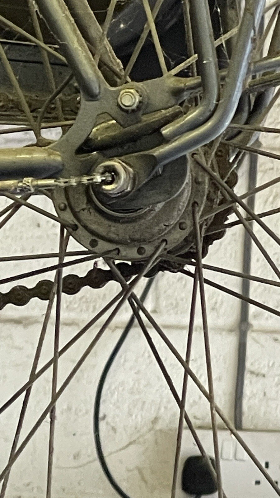 raleigh courier bike