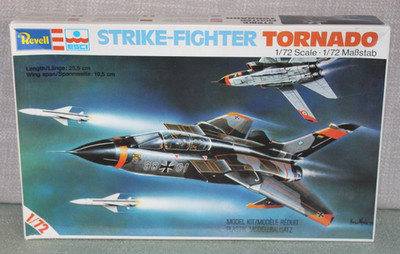 Revell H-2211 Strike-Fighter Tornado Maßstab 1:72 mit OVP Sammlung