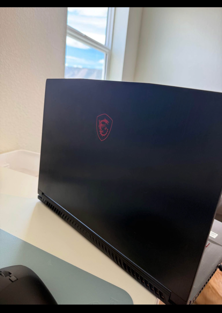 MSI GF65 Thin 10UE gaming laptop i7-10th gen RTX 3060 16GB DDR4