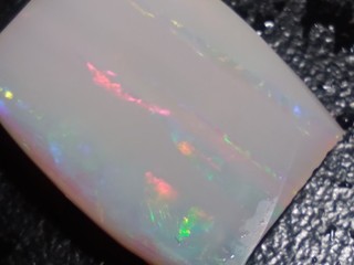 Cristallo grezzo australiano base bianca sfregamento opale Coober Pedy piccola pietra 11 ct