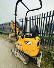 JCB 8008 CTS MICRO EXCAVATOR DIGGER year 2016 1200 hours expanding tracks