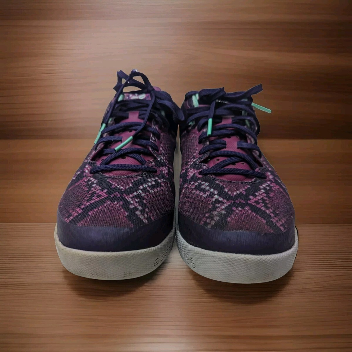 NIKE KOBE 8 PIT VIPER PURPLE DYNASTY-GREEN SIZE 5.5Y WOMENS NIKE KOBE 8 PIT VIPER PURPLE DYNASTY-GREEN SIZE 5.5Y WOMENS